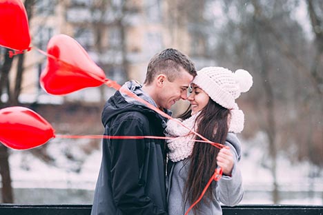 pic of couple hugging